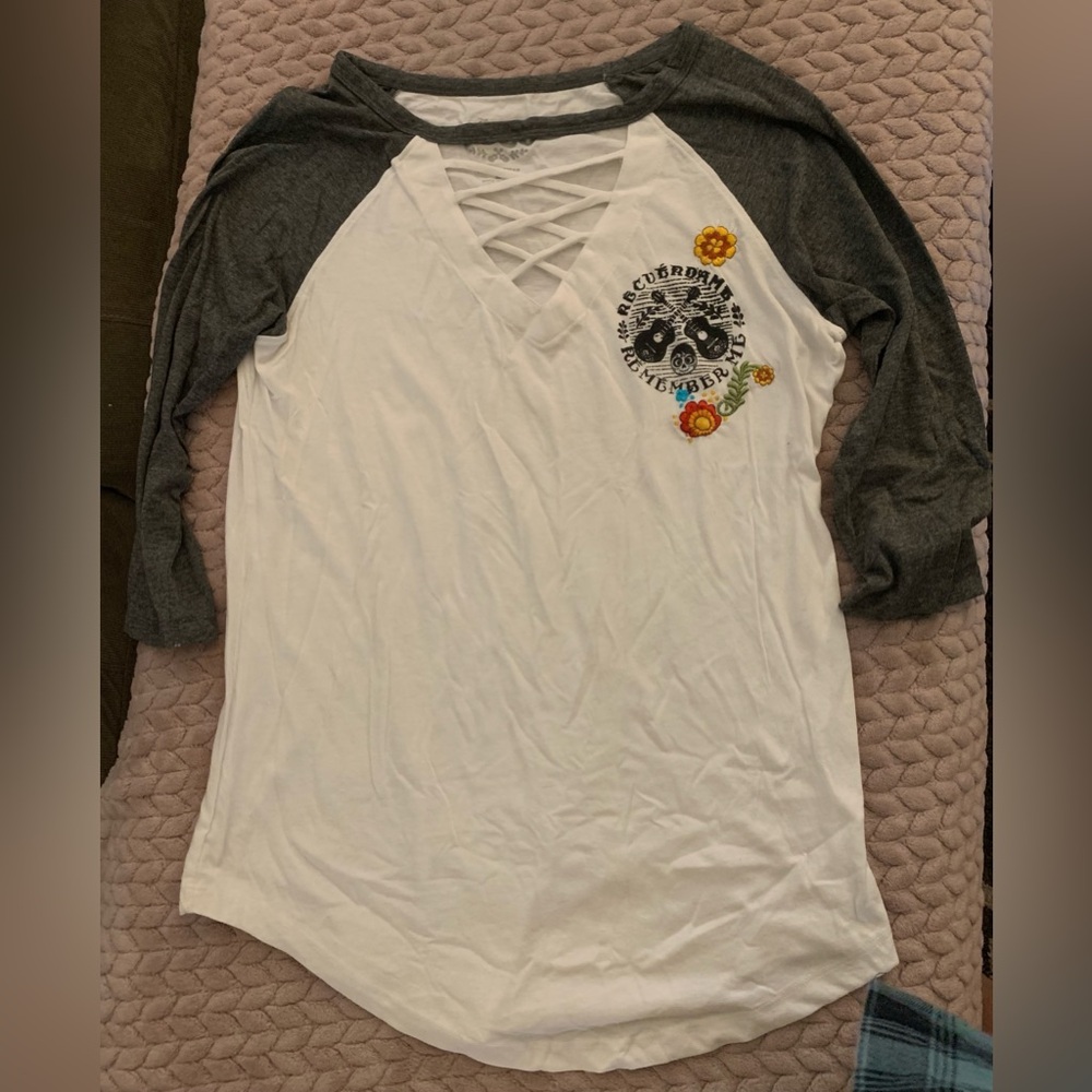 Disney Pixar COCO Remember Me Guitar Stylish White Gray Baseball Tee women M